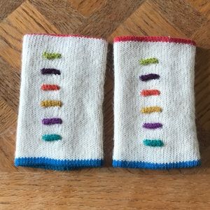 Finnish wool wrist warmers